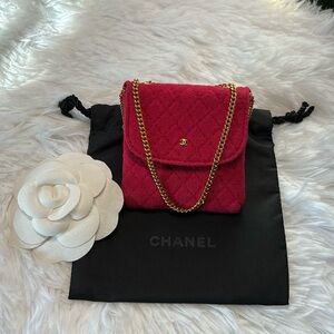 ❤️ Chanel Micro Quilted Jersey Flap Bag A923T0